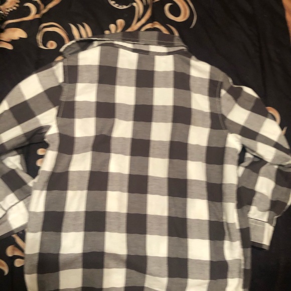 Little Boys Brown & White Button Up Flannel 5T - Picture 6 of 6